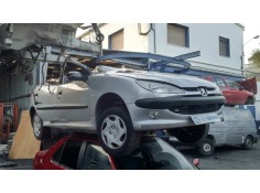 peugeot 206 berlina del año 2002 2