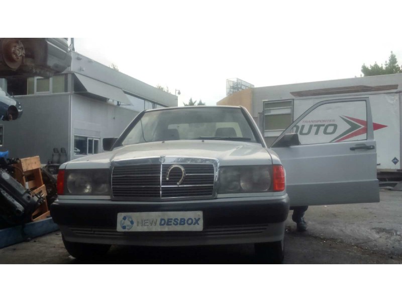 mercedes-benz clase c (w201) berlina del año 1998