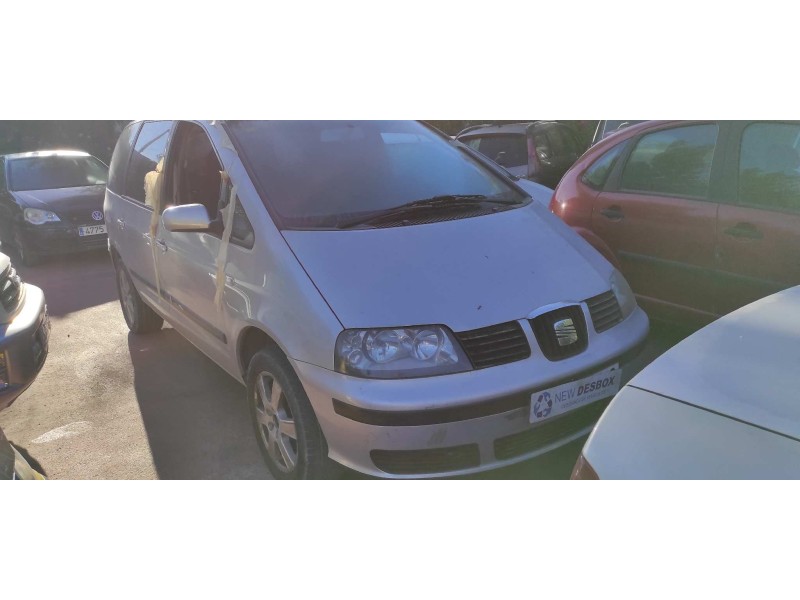 seat alhambra (7v9) del año 2001