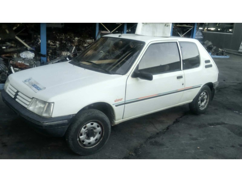 peugeot 205 berlina del año 1991