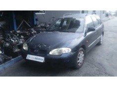 hyundai lantra berlina (rd) del año 2000