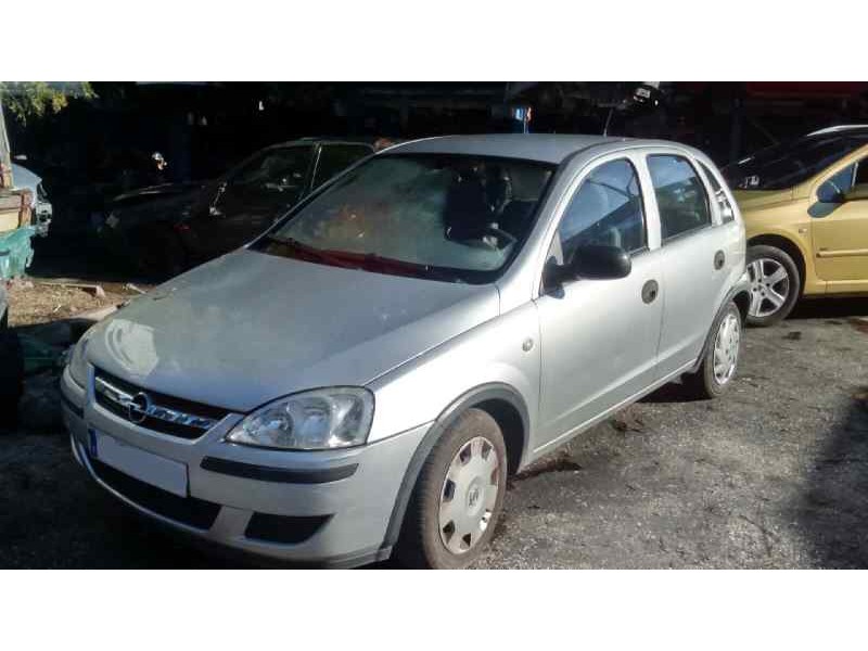 opel corsa c del año 2004