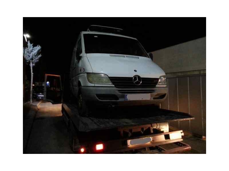 mercedes-benz sprinter 02.00  caja cerrada, techo elevado del año 2001