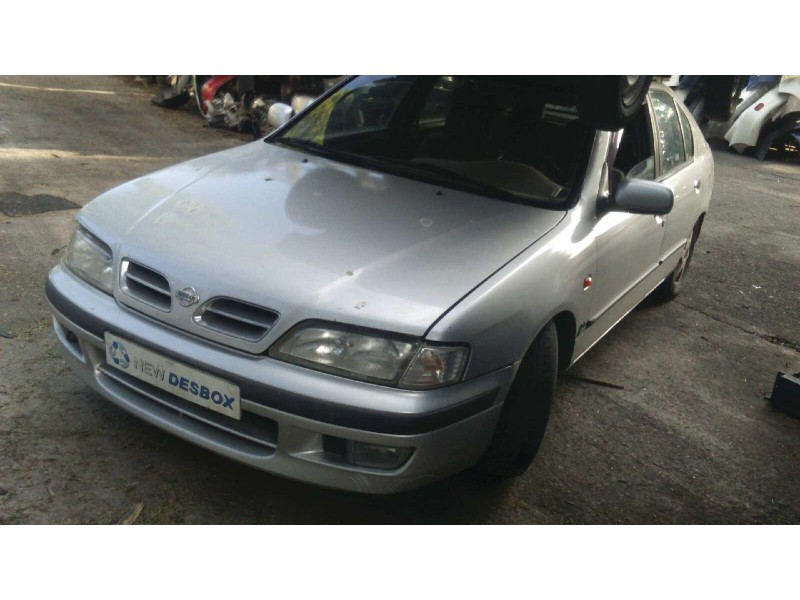 nissan primera berlina (p11) del año 1999