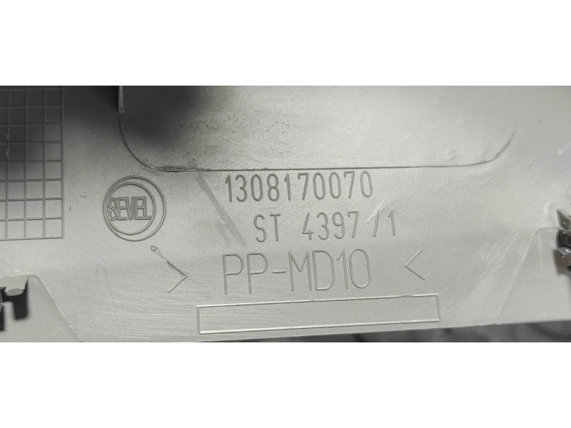 Recambio de guantera para fiat ducato caja abeirta 33 (06.2006 =>) 2.3 jtd cat referencia OEM IAM 1308170070  