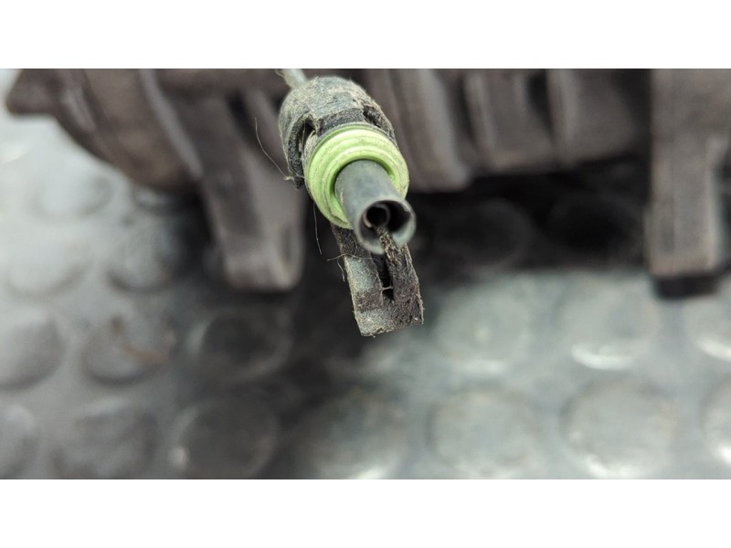 Recambio de compresor aire acondicionado para iveco daily combi 2.3 diesel cat referencia OEM IAM SAEJ639  