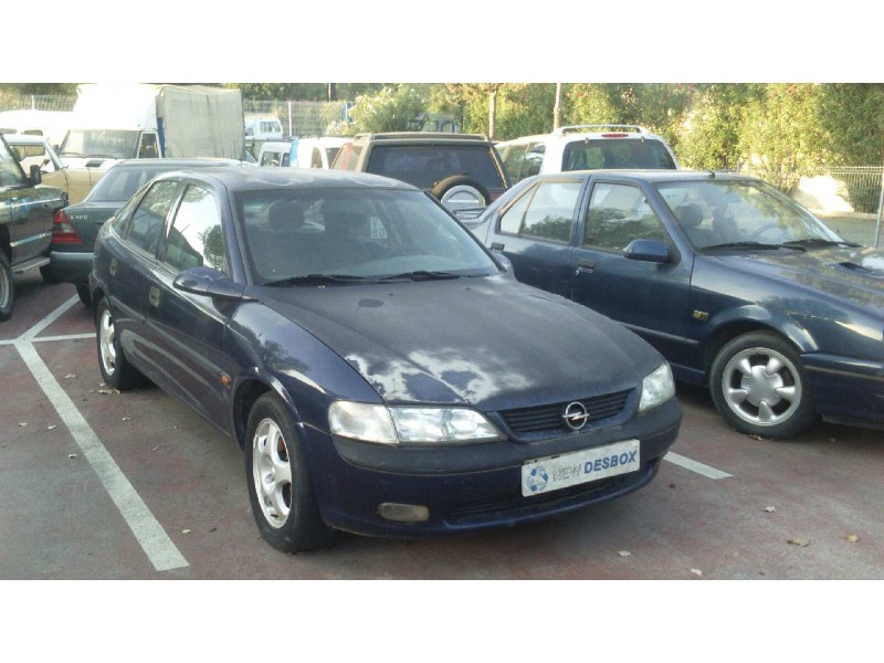 opel vectra b berlina del año 1998