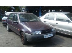 ford fiesta berlina del año 1996