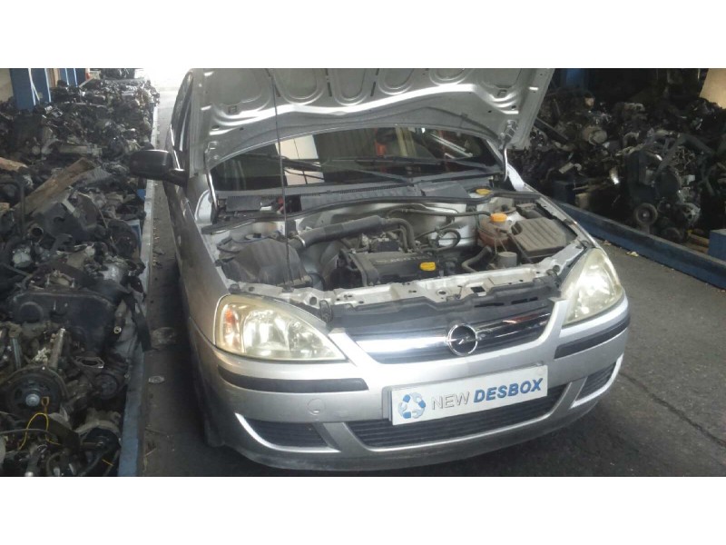 opel corsa c del año 2004