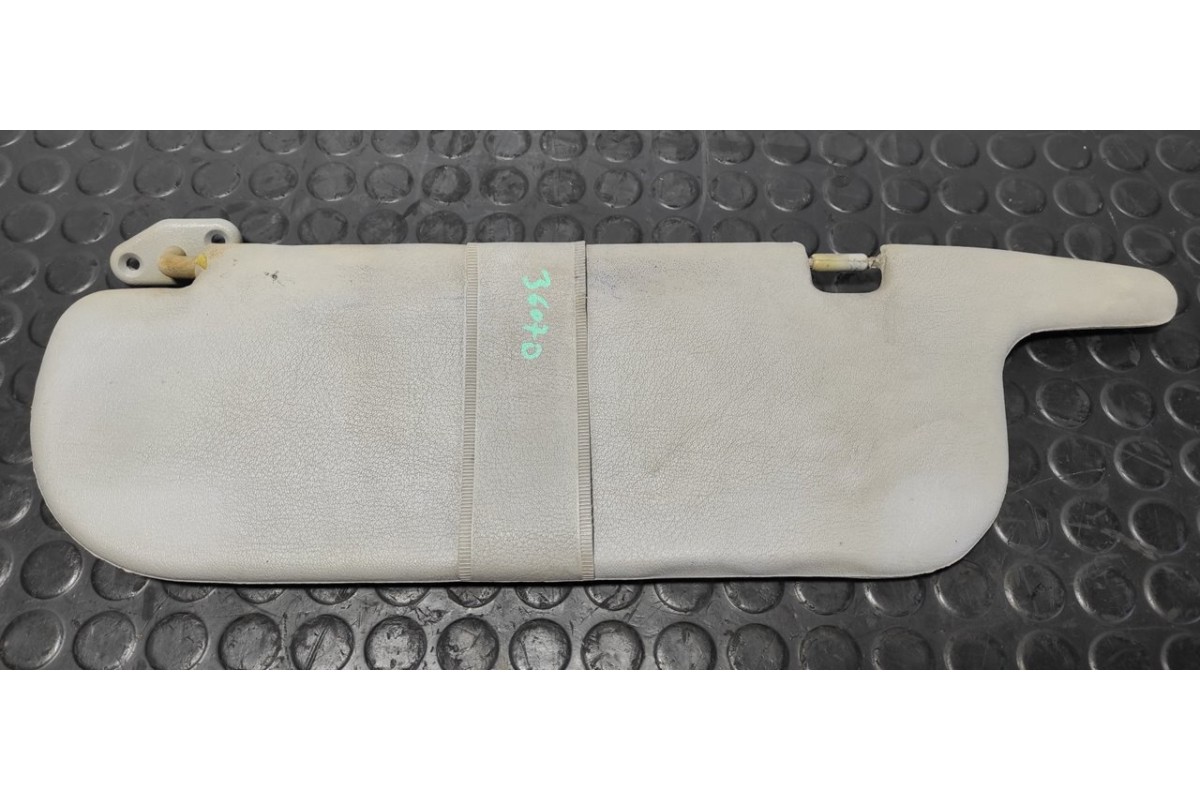 Recambio de parasol izquierdo para mitsubishi l 200 (k6/7) 2500 td magnum sport (4-ptas.) referencia OEM IAM   