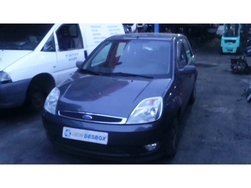 ford fiesta (cbk) del año 2004