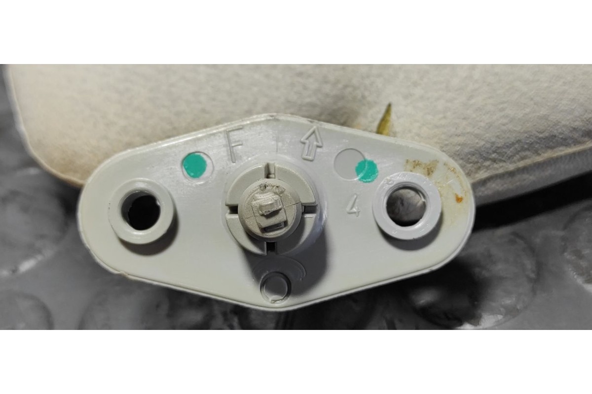 Recambio de parasol izquierdo para mitsubishi l 200 (k6/7) 2500 td magnum sport (4-ptas.) referencia OEM IAM   