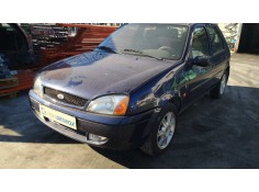 ford fiesta berlina del año 2002 2