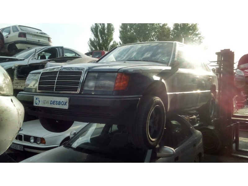 mercedes-benz clase e (w124) berlina del año 1992