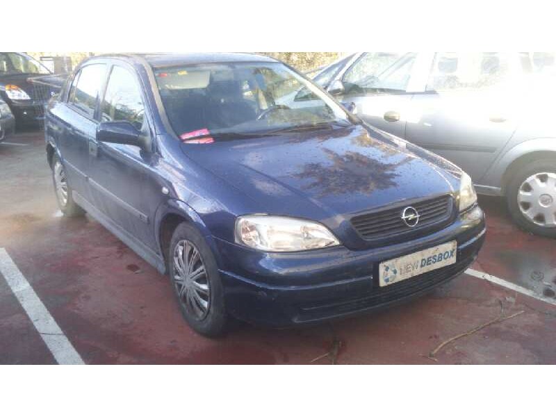 opel astra g berlina del año 2001