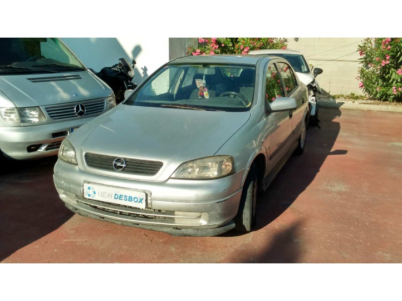 opel astra g berlina del año 1999