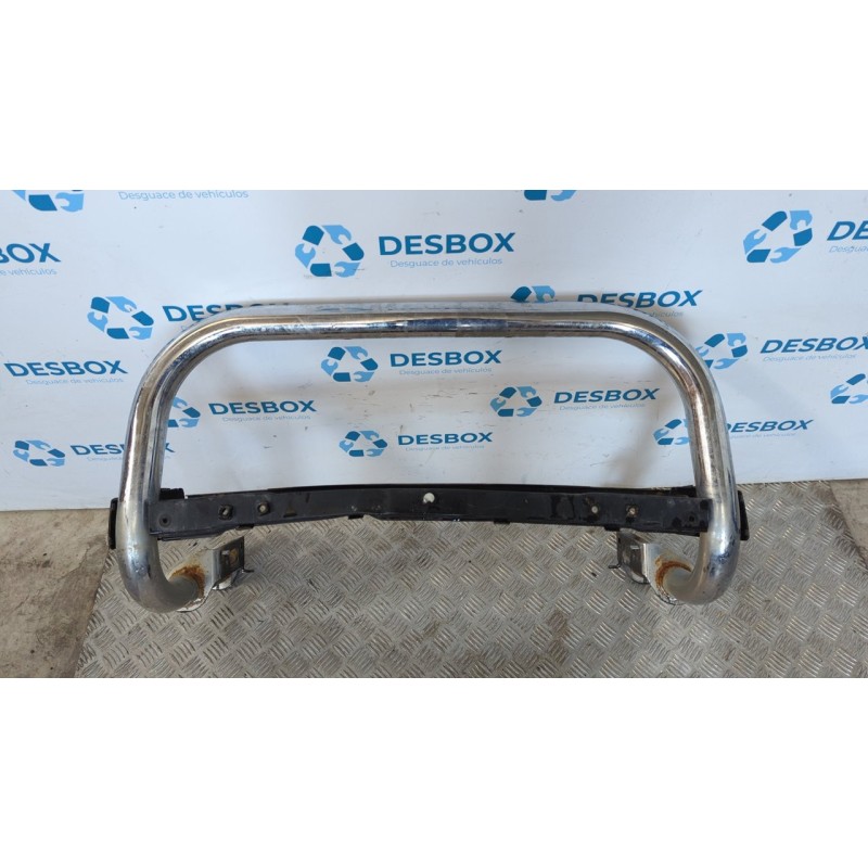 Recambio de defensa delantera para toyota hilux (kun) double cab 4x4 referencia OEM IAM   