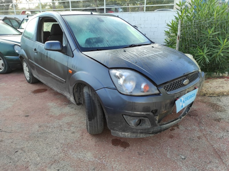 ford fiesta (cbk) del año 2001