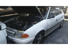 opel astra f berlina del año 1992