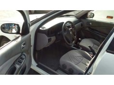 nissan almera (n16/e) del año 2001 2