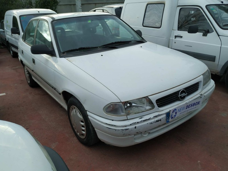 opel astra f berlina del año 1994