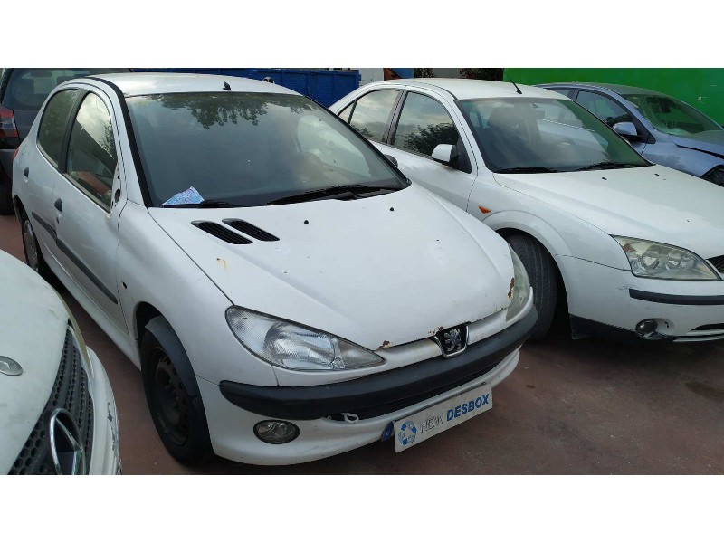 peugeot 206 berlina del año 1999