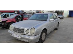 mercedes-benz clase e (w210) berlina diesel del año 1999 2