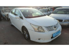 toyota avensis (t27) del año 2011