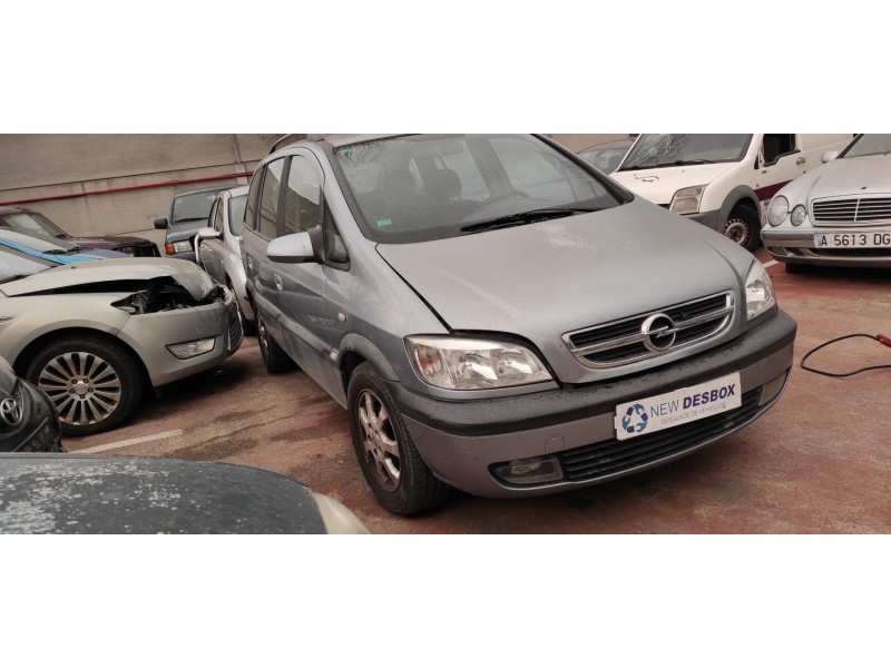 opel zafira a del año 2004