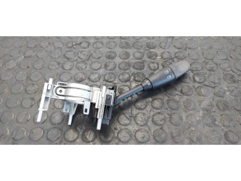 Recambio de mando intermitentes para mercedes-benz clase e (w211) berlina 3.2 cdi cat referencia OEM IAM 0005452210  