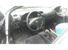 opel astra g berlina del año 2001 2