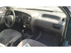 nissan primera berlina (p11) del año 2003 2