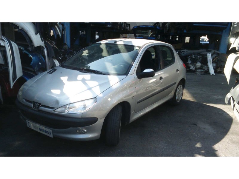 peugeot 206 berlina del año 1999