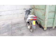 piaggio (vespa) nrg del año 2002 2