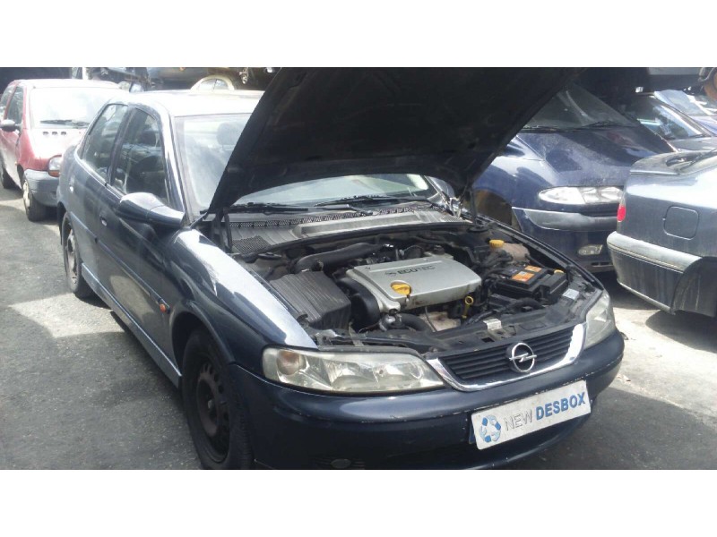 opel vectra b berlina del año 2001