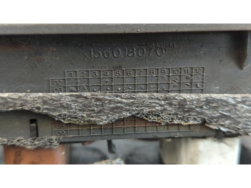 Recambio de mando elevalunas delantero izquierdo para renault megane ii berlina 3p confort expression referencia OEM IAM 1560180