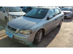 opel astra g berlina del año 2000 2