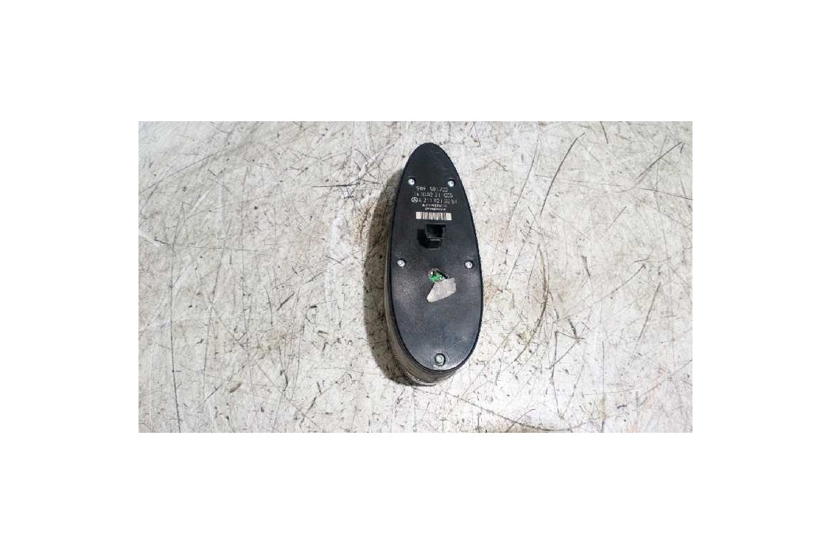 Recambio de mando elevalunas delantero izquierdo para mercedes-benz clase e (w211) berlina 3.2 cdi cat referencia OEM IAM A21182