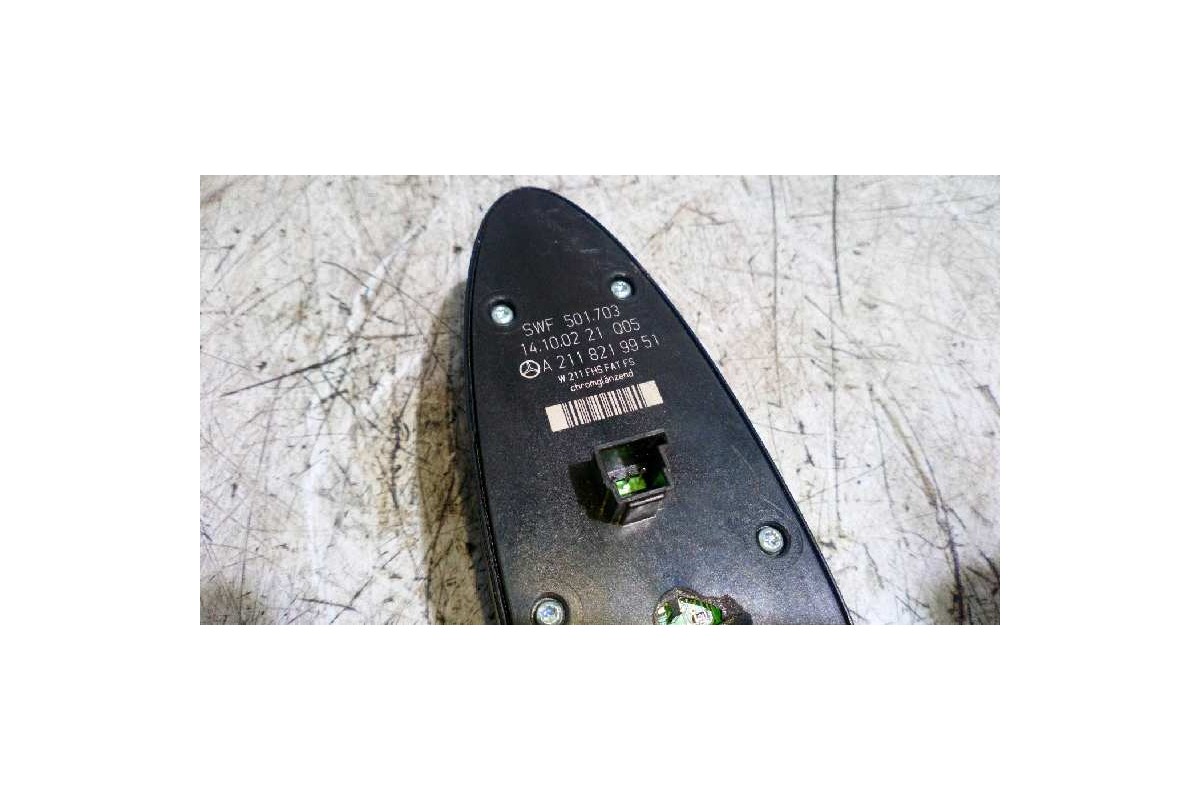 Recambio de mando elevalunas delantero izquierdo para mercedes-benz clase e (w211) berlina 3.2 cdi cat referencia OEM IAM A21182