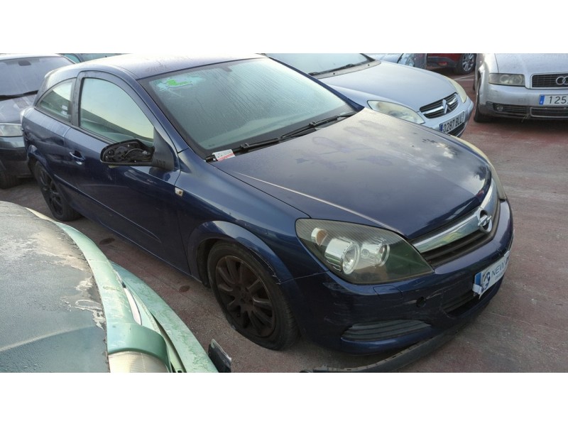 opel astra h berlina del año 2004