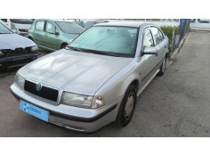skoda octavia berlina (1u2) del año 1999 2