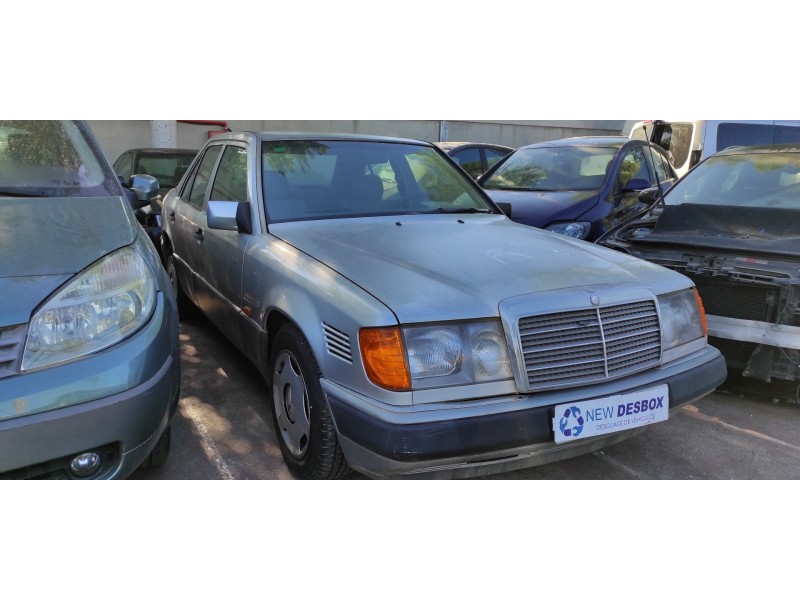 mercedes-benz clase e (w124) berlina del año 1996