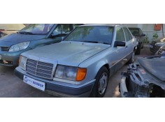 mercedes-benz clase e (w124) berlina del año 1996 2