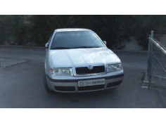 skoda octavia berlina (1u2) del año 2001 2