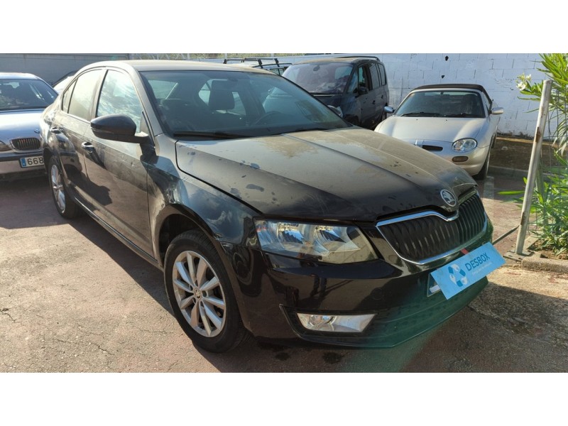 skoda octavia berlina (1z3) del año 2013