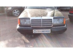 mercedes-benz clase e (w124) berlina del año 1996 2