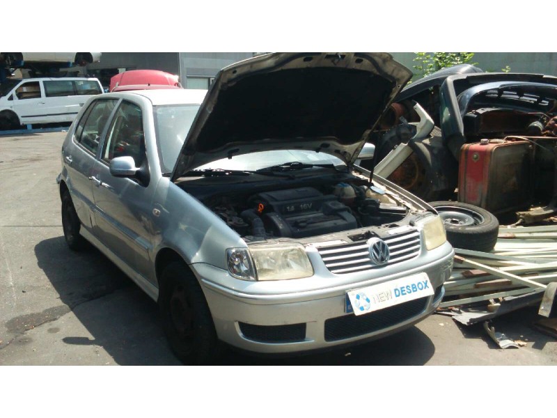 volkswagen polo berlina (6n2) del año 2000