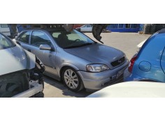 opel astra g berlina del año 2001