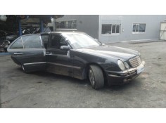 mercedes-benz clase e (w210) berlina diesel del año 2000 2