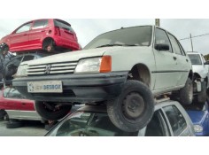 peugeot 205 berlina del año 1990 2